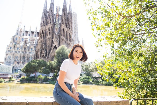 Instagram Photoshoot Tour in Barcelona - Barri Gòtic and El Born: where the photos get their character
