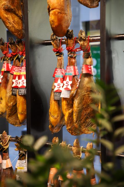 Jamón Experience Essential: Iberian Ham Tasting in Barcelona - Pairing your ham with cava, wine, beer, or a soft drink