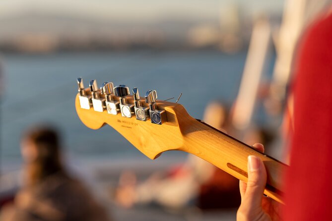 Jazz and Chill Out Sailing in Barcelona - Best departure time: 15:00, 15:30, or 16:00