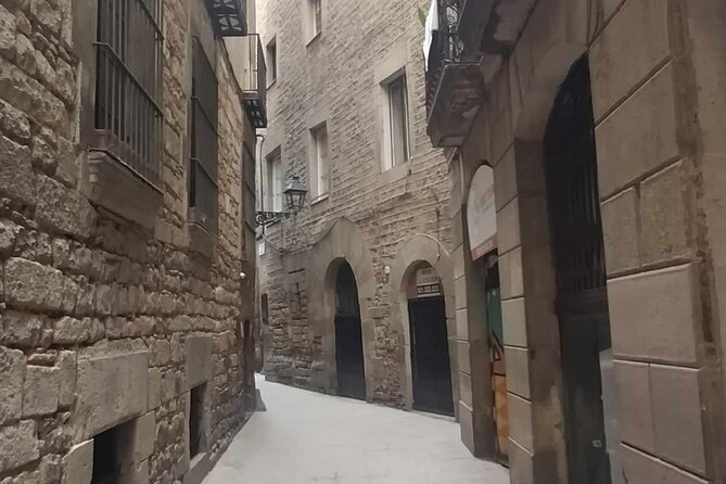 Jewish tour by Jewish Guide in Barcelona - Meeting at Plaça de Sant Jaume: Getting Oriented Fast