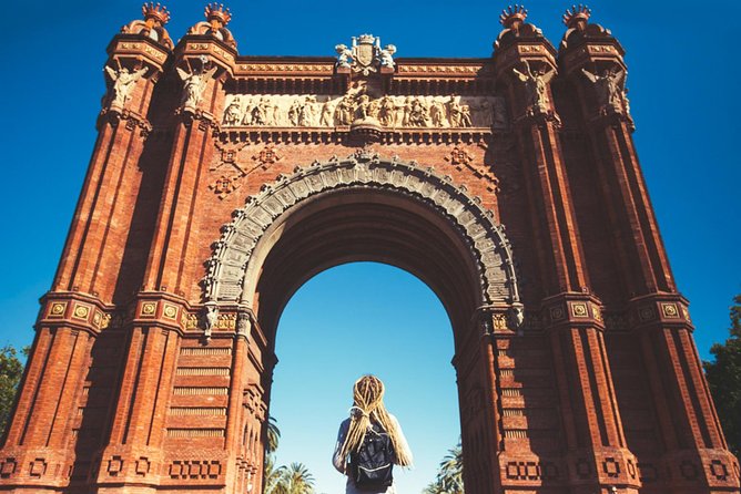 Kickstart Barcelona Private Tour. City Highlights for newcomers - Starting at Gran Teatre del Liceu on La Rambla