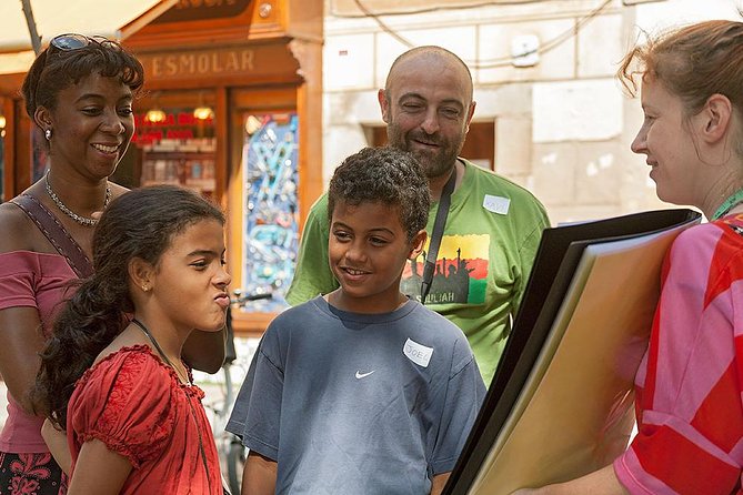 Kids and Family Gothic Quarter Walking Tour in Barcelona - Why Barcelona’s Gothic Quarter Works So Well With Kids