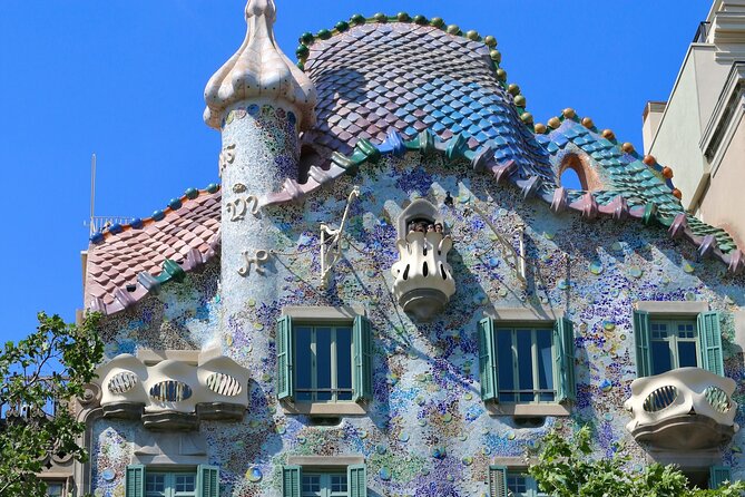 Life of Gaudi and Architectural | Walking Tour | 2h - What you’re really buying for $20.85 in Barcelona