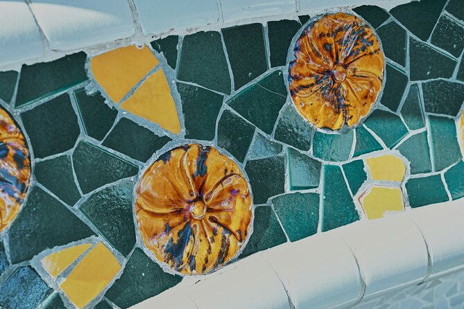 Life of Gaudi and Architectural | Walking Tour | 2h - Starting at Plaça Reial: the Gaudí origin story kick-off