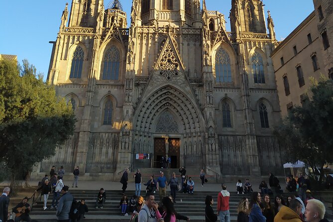 Luca’s Hidden Old Barcelona: the Gothic and El Born Tour - Entering the old city at Placa de Sant Jaume
