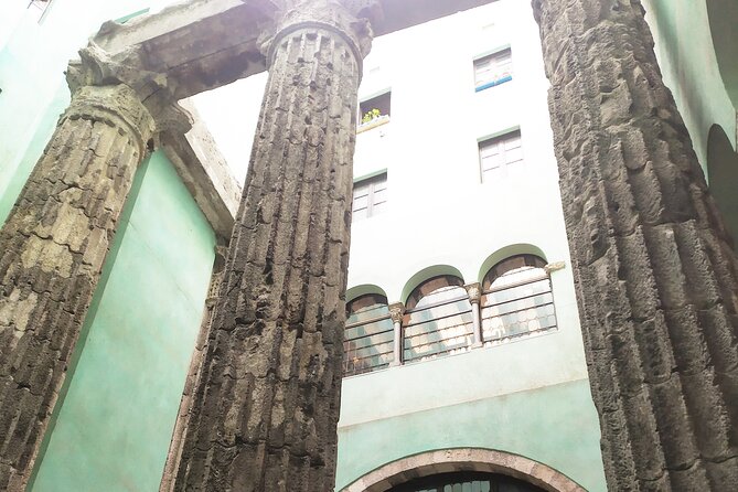 Luca’s Hidden Old Barcelona: the Gothic and El Born Tour - El Call at MUHBA and Esglesia de Sant Felip Neri