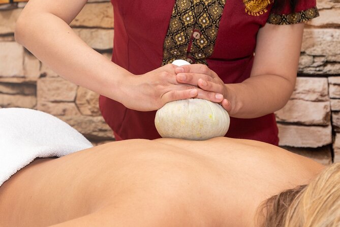 Massage of your choice for a couple of 60 min in the same room at THAI SPA MASSAGE - Thai Spa Massage Barcelona: what the 60 minutes actually feels like