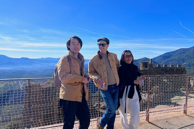 Medieval Castles and Girona Exclusive trip with Catalan Lunch - The guide experience: friendly, patient, and tuned to the group