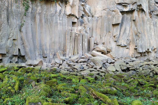 Medieval Villages & La Garrotxa Volcanic Zone Hiking. Small Group Tour - Castellfollit de la Roca: A Town Built on Two Lava Layers