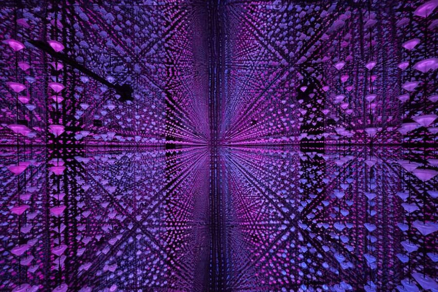 Moco Museum Barcelona: Modern & Contemporary Art - Moco Museum Barcelona: a short museum with big-name art