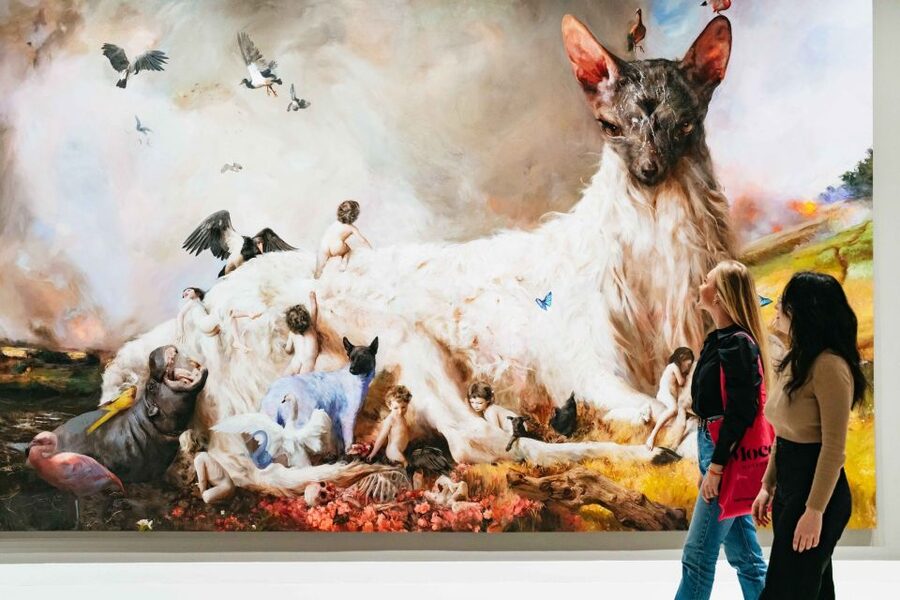 Moco Museum Barcelona: Modern & Contemporary Art - Robbie Williams and Robin KID exhibitions: pop culture art that works