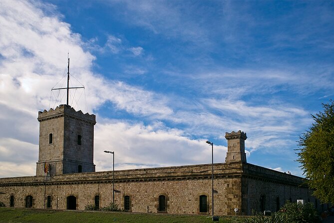 Montjuïc Cable Car Entry Voucher with Audio Tour on Your Phone - Who should book this, and who might want to skip it
