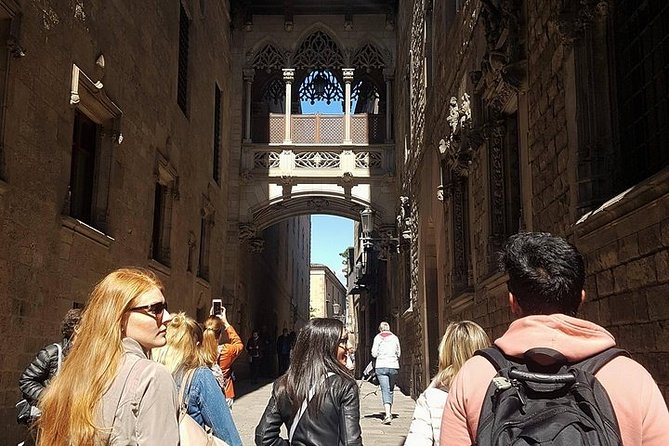 Montjuïc Cable Car & Magic Fountain Barcelona Private Tour - Price and value: what $114.65 buys you in real terms
