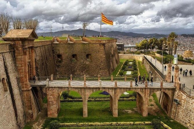 Montjuic Castle Admission Ticket in Barcelona - The 1-Hour English Audio Guide: How to Make It Worth Your Time