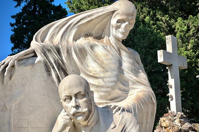 Montjuïc Cemetery Walking Tour – Hidden Art, History & Views - Why Montjuïc Cemetery feels like Barcelona’s anti-crowd escape