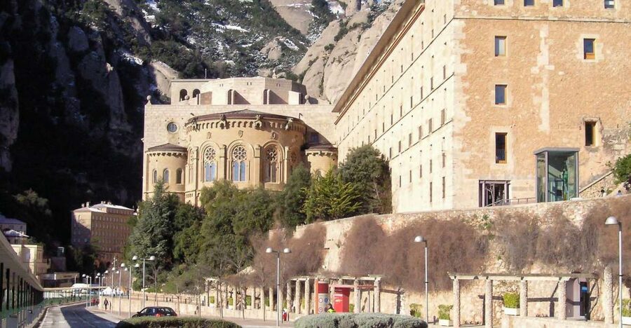 Montserrat: 6-Hour Tour with a Choice of 3 Levels of Hiking - The 6-hour flow: how the day stays organized