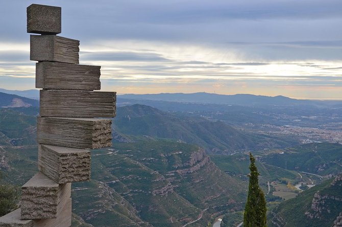 Montserrat 7-hour Private Tour from Barcelona with Lunch - Why it is private, and what to expect from the transport