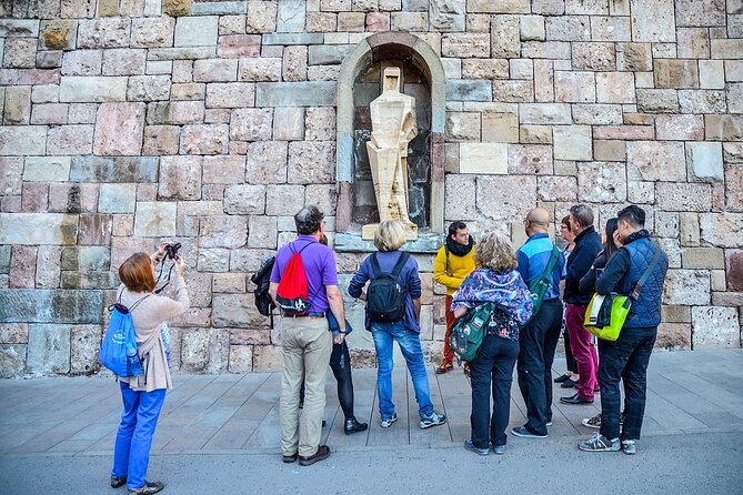 Montserrat Afternoon Tour & Black Madonna Priority Access - La Moreneta Priority Access: what to expect when the line shows up
