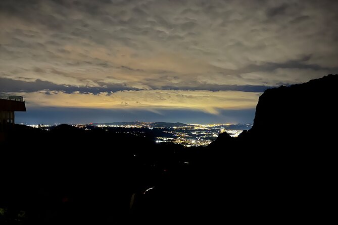 Montserrat Afternoon tour, easy hike and boys choir singing - Stop 4: Back to Barcelona by about 19:45