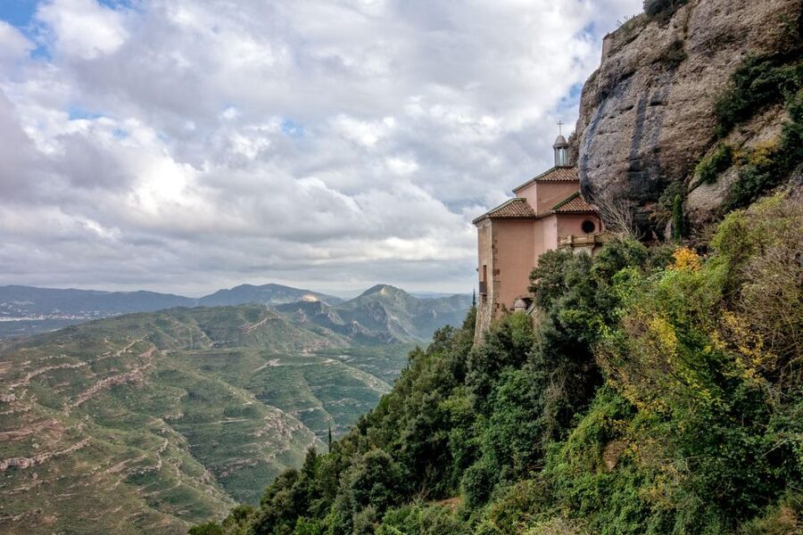 Montserrat & Cava Wineries Day Trip from Barcelona w/ Pickup - Should You Book This Montserrat & Cava Day Trip?