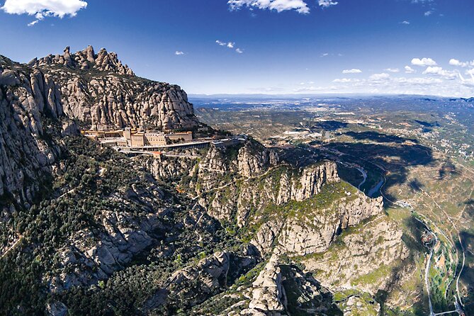 Montserrat Day Trip from Barcelona with Cogwheel Train - Montserrat in a few hours: what your day is really like