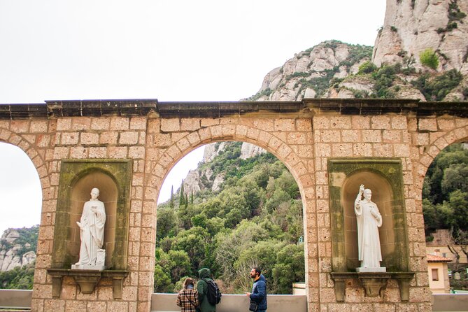 Montserrat Full Day Tour with Farmhouse Lunch and Winery Visit - Getting Into the Monastery Area: A Short Guide + Real Free Time