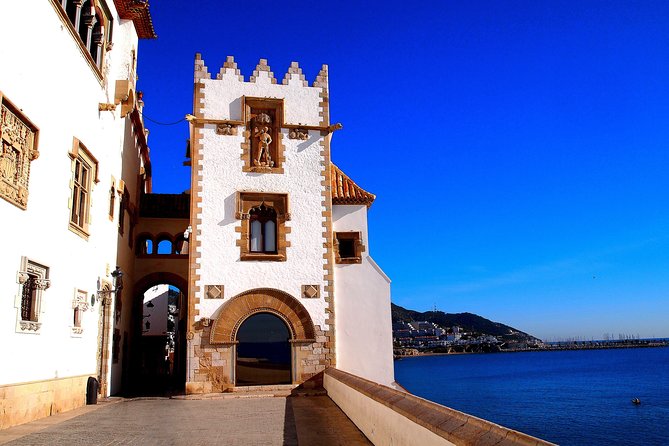 Montserrat Monastery with Easy Hike & Sitges Tour from Barcelona - Sitges Beaches and Old Town: From Sea Air to Stone Streets