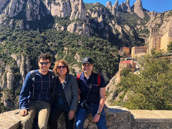Montserrat Private Day Trip with Codorniu Cava Cellar Tasting - Montserrat by private car: quick nature, quick stories