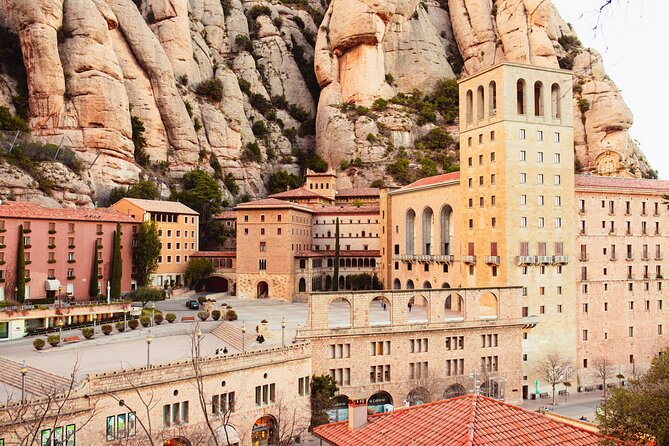 Montserrat Skip the Crowds & Choir Afternoon Tour from Barcelona - Why a 4 pm Montserrat trip feels easier than the daytime crush