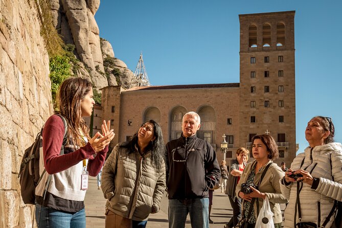 Montserrat with Black Madonna, Winery Tour & Lunch | Private Tour - The short free time: how to use it without overdoing it