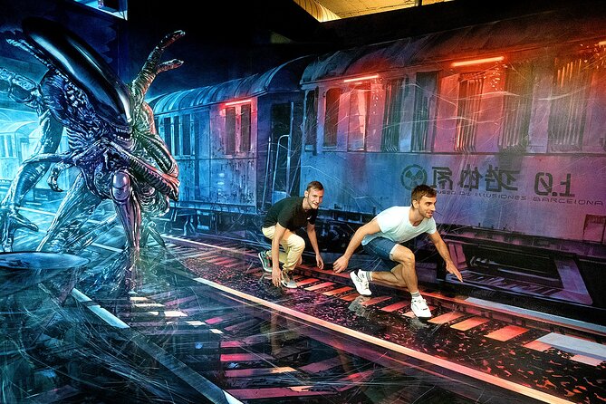 Museum of Illusions Guided Tour - The Family-Friendly Side: Simple Fun for Different Ages