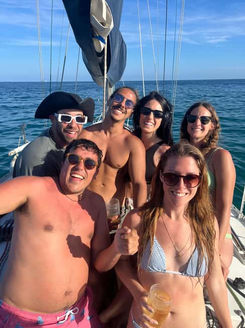 New Sailing / Boat Tour All Included - The all-in onboard vibe: unlimited drinks plus tapas/lunch