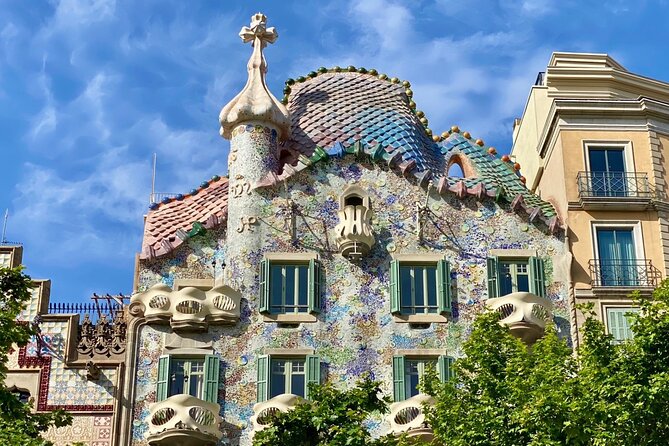 Online Experience: Zoom around panoramic Barcelona - Casa Batlló: Gaudí and Modernisme explained in plain terms