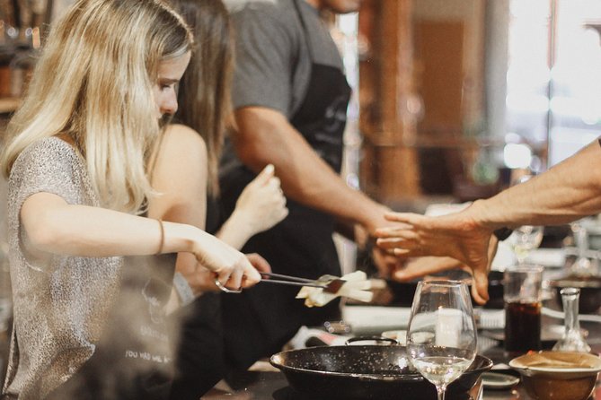 Paella Cooking Class with Professional Chef: Four Course Dinner - Welcome drinks and “pa amb tomàquet” to set the tone