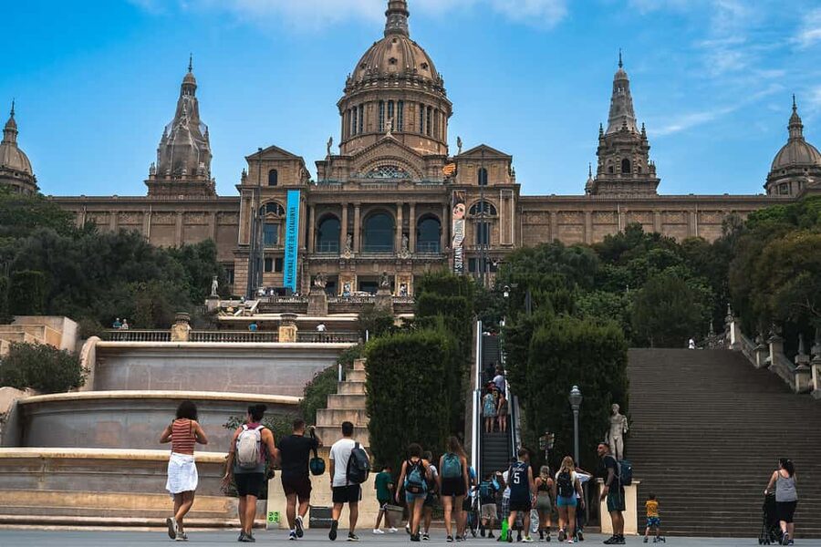 Panoramic Barcelona: Montjuïc, Cable Car, and Beach - Key points before you go