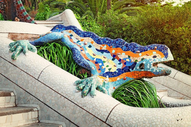 Park Guell Guided Private Tour - The 1 hour 15 minutes plan: how the guided walk works