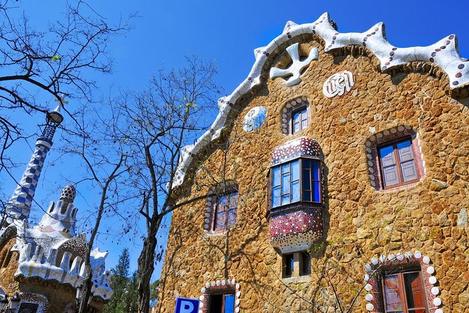 Park Guell Guided Tour with Skip the Line Tickets - The Hall of Columns: Where Mosaics Become a Musical Ceiling