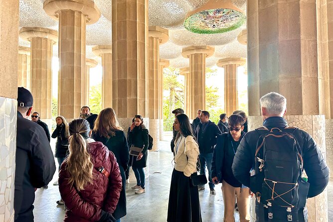 Park Guell Private Guided Tour With a Five Stars Tour Guide - The guided walk: Gaudí mosaics, garden details, and the famous views