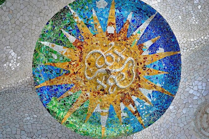 Park Guell Private Guided Tour With a Five Stars Tour Guide - After the tour: stay inside Park Güell longer
