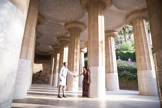 Park Guell Private Photoshoot with Skip the Line Ticket - How the photographer coaching actually helps (and doesn’t feel stiff)
