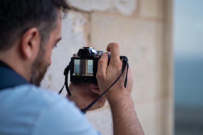 Photo Walking Tour Sitges Experience Beaches and Town - Stop 2: Santiago Rusinol and Ramon Casas statues for composition practice