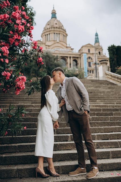Photographer in Barcelona - Who Should Book This Session (and Who Might Not)