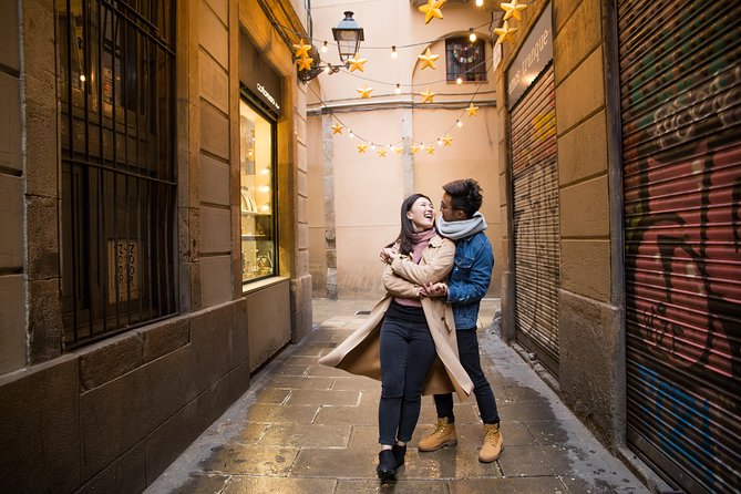 Photoshoot tour in Barcelona Secret Corners - El Born / La Ribera Alleyways: Old Neighborhood Photos That Feel Real