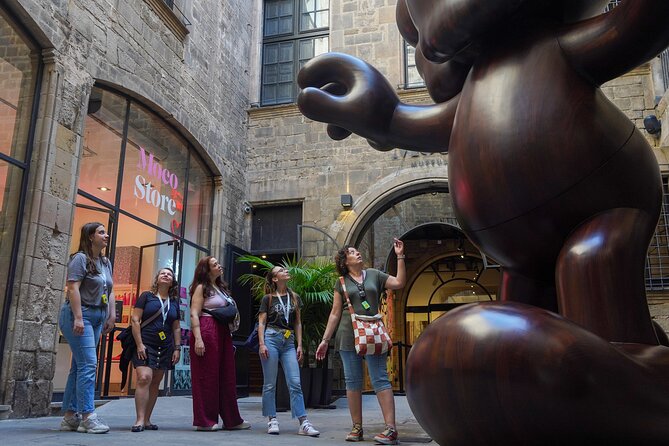 Picasso and Moco Museum Tour - Meeting at Plaça del Fossar de les Moreres: The Part You Must Get Right