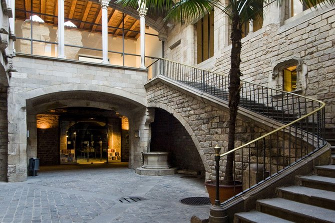 Picasso Museum Guided Tour in Barcelona - Staying after: the smartest way to see more