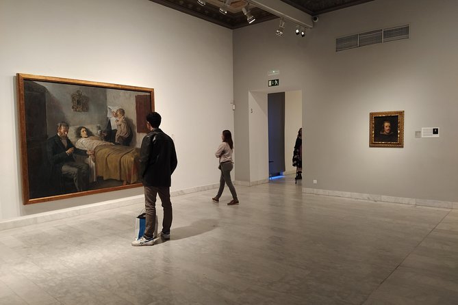 Picasso Museum private tour and walk in El Born district - El Born Centre de Cultura i Memòria: the 1714 layers in a small pause