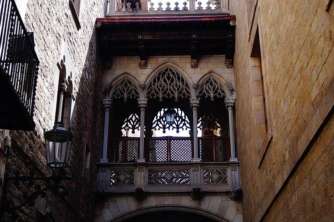 Picasso Museum & Private Walking Tour of Born or Gothic Quarter - Santa Maria del Mar and Barcelona’s Gothic churches: fast stops, same rules
