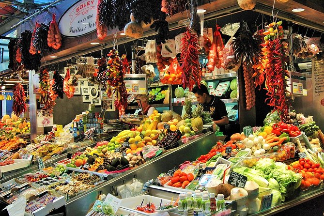 Premium Paella Cooking Class & 10 Spanish Tapas - The 10 tapas + wine tasting: how the meal teaches the culture