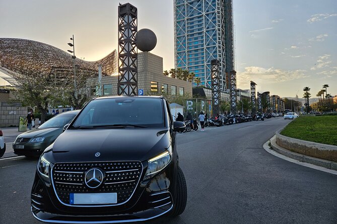 Premium Private Transfer from BCN Airport to Barcelona City Centre - What the private setup feels like once you’re moving