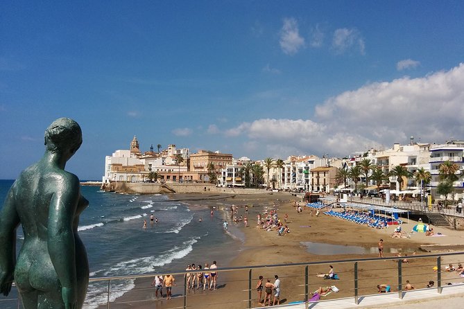 Private 5-hour Tour of Sitges from Barcelona with official tour guide - Playa de Sitges: A 30-Minute Reset by the Water